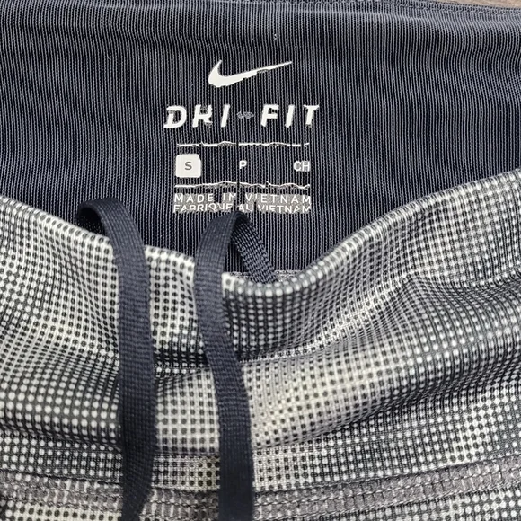 Nike Dri-Fit running reflective capri cropped leggings mesh - Picture 3 of 10